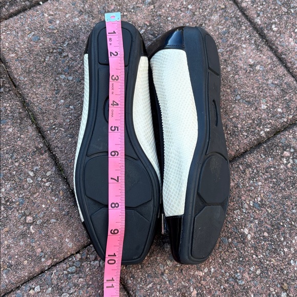 Anne Klein Black and Cream Flats with Silver Accent - Picture 7 of 8